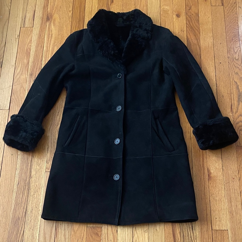 Danier 100% Sheepskin Black Women’s 3/4 Coat Lined Never Worn Beautiful